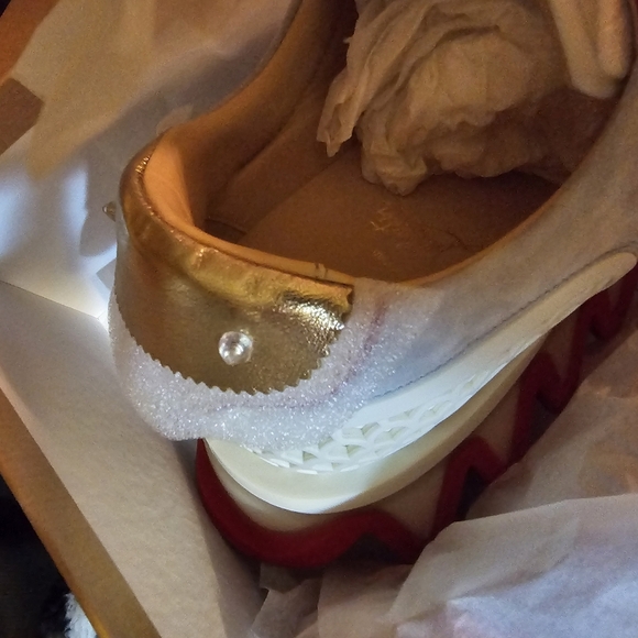 BRAND NEW Men's Christian Louboutin Gray, Gold & Red Loubishark Sneakers SIZE 44 - Picture 5 of 7